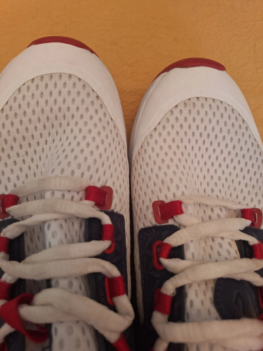 Olukai Wail Uku Women's White Mesh Athletic Sneakers 9.5